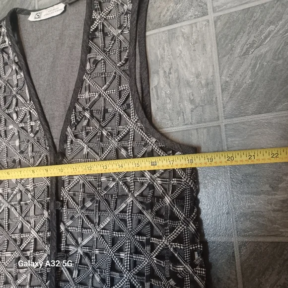 STUDIO COLLECTION Vtg SIZE M Black and White Denim Jean Waistcost Vest - Picture 10 of 11